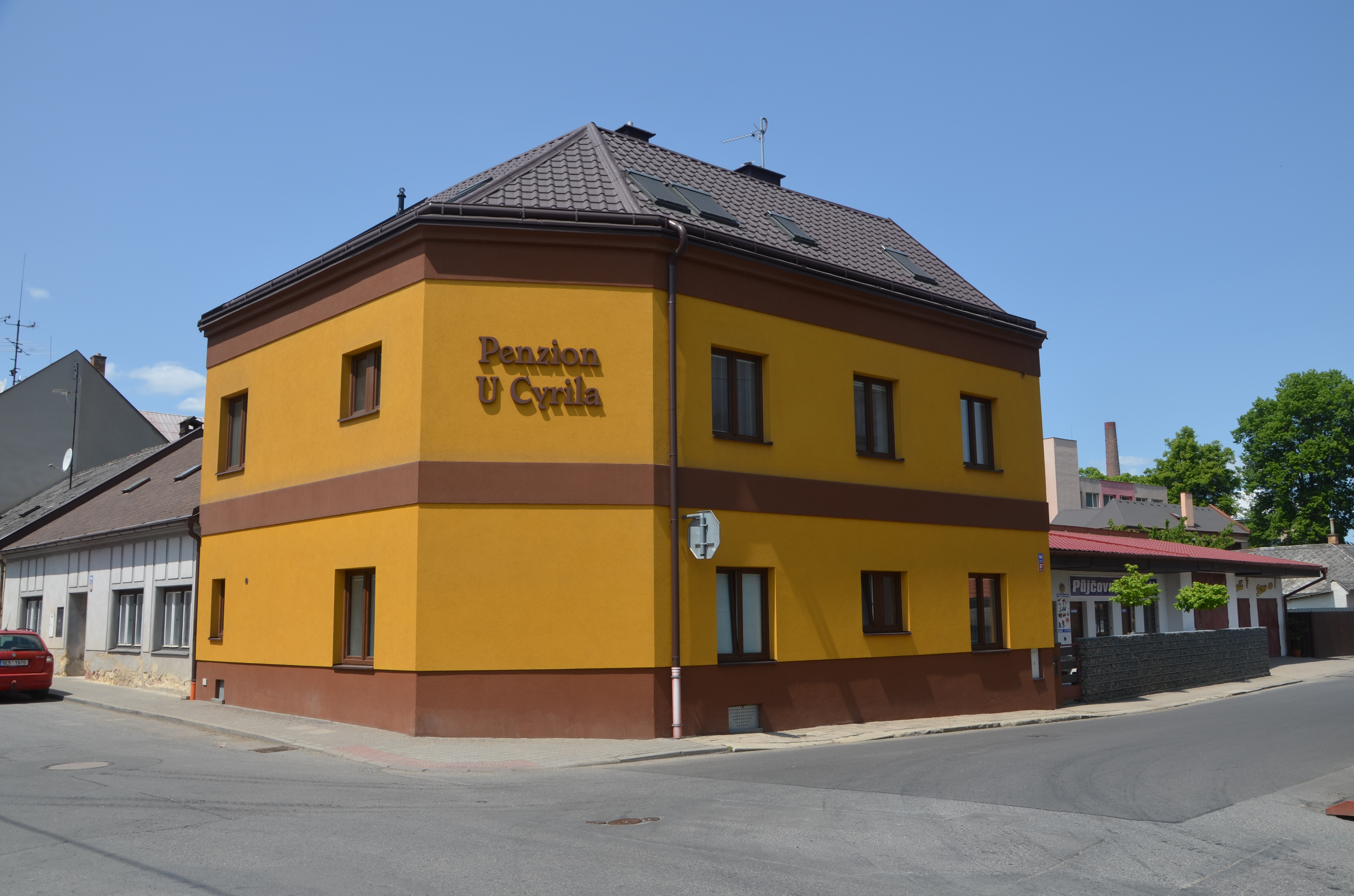 Pozadí